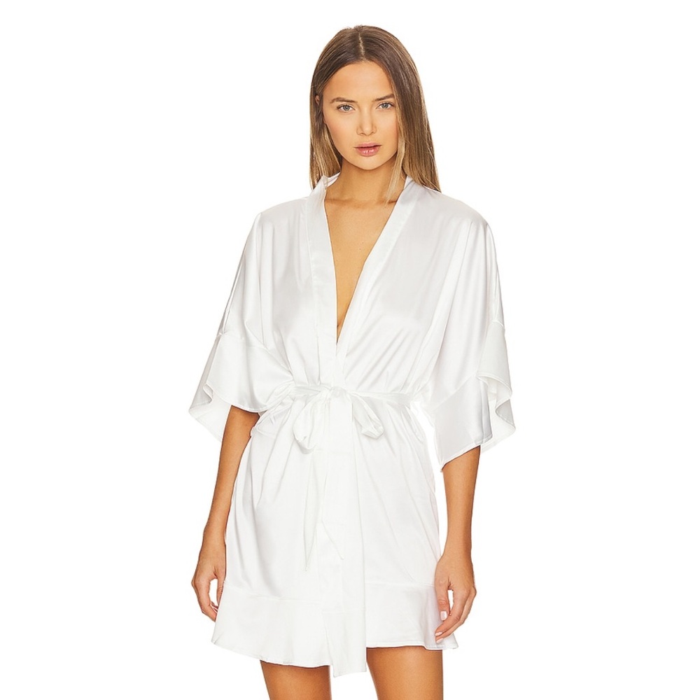 KAT THE LABEL Monroe Robe in Ivory